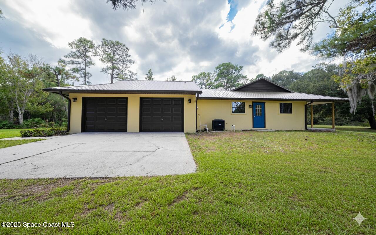 3772 East R Smyth Drive Mims, FL 32754 - Photo 31 of 42 Back exterior