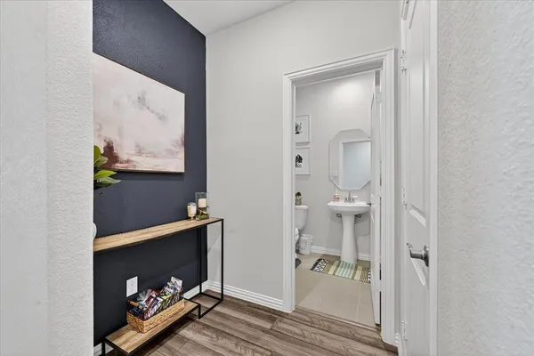 $3,000 | 210 Briarwood, Lake Dallas, TX 75065