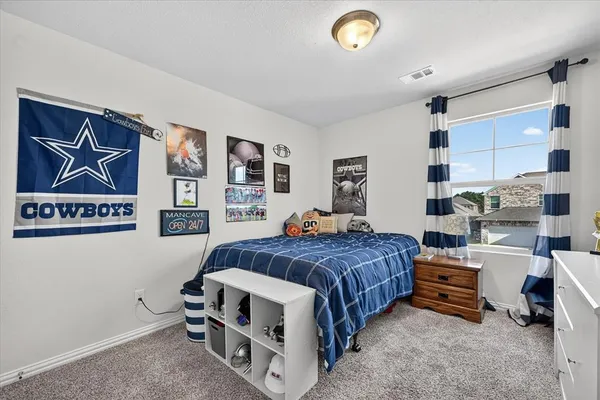 $3,000 | 210 Briarwood, Lake Dallas, TX 75065