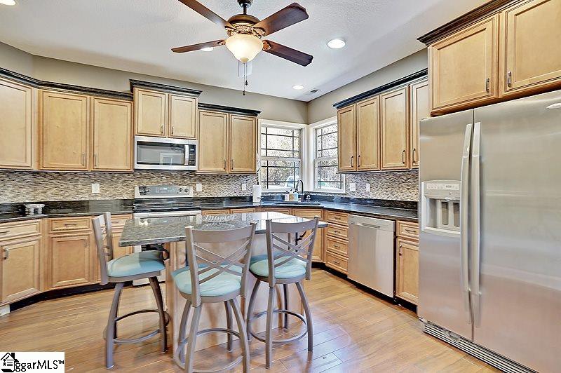 235 Wansley Road Taylors, SC 29687 - Photo 10 of 32 Gallery Image 10
