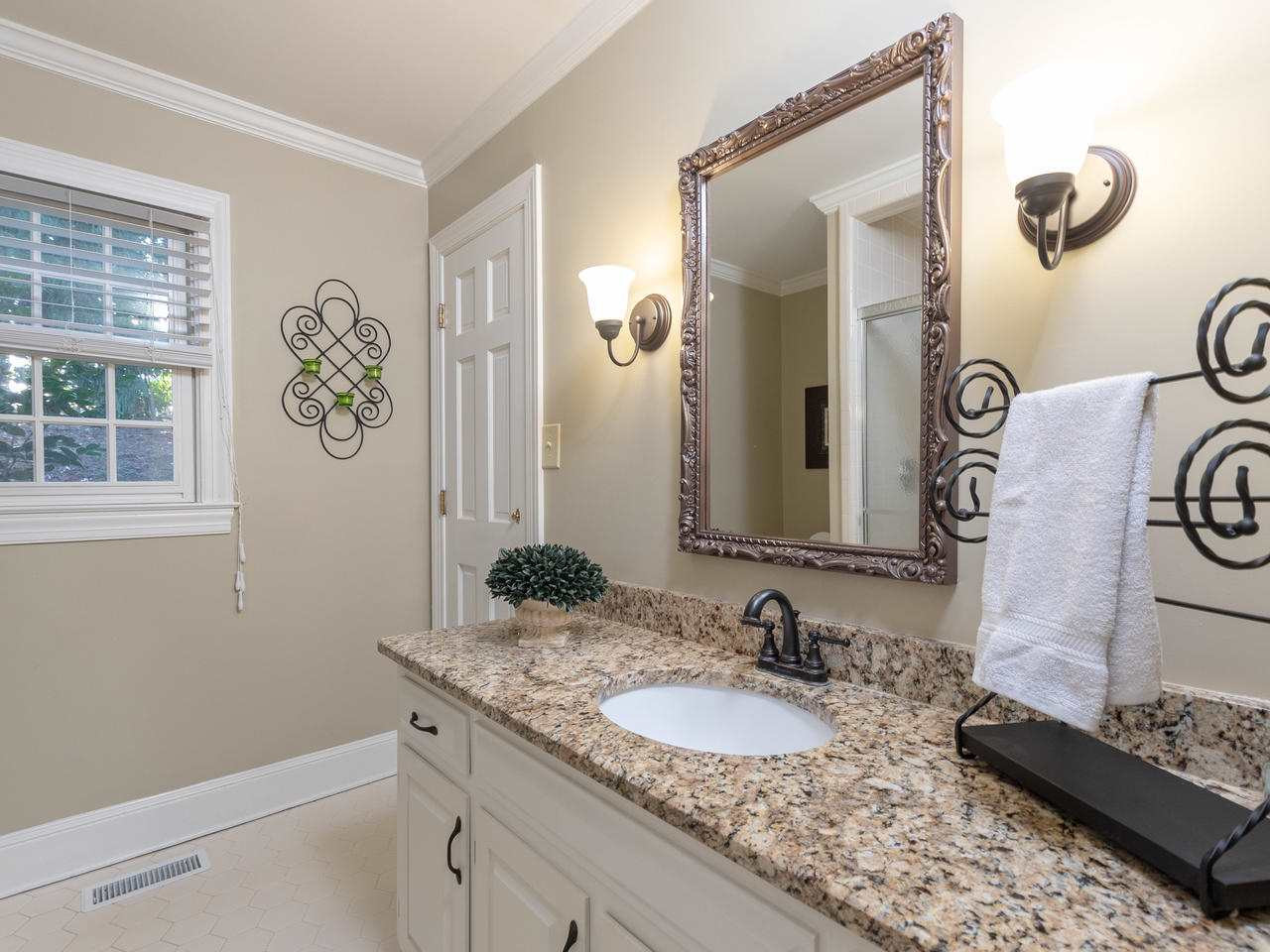 8701 Kings Mill Place Raleigh, NC 27615 - Photo 19 of 29 Bathroom