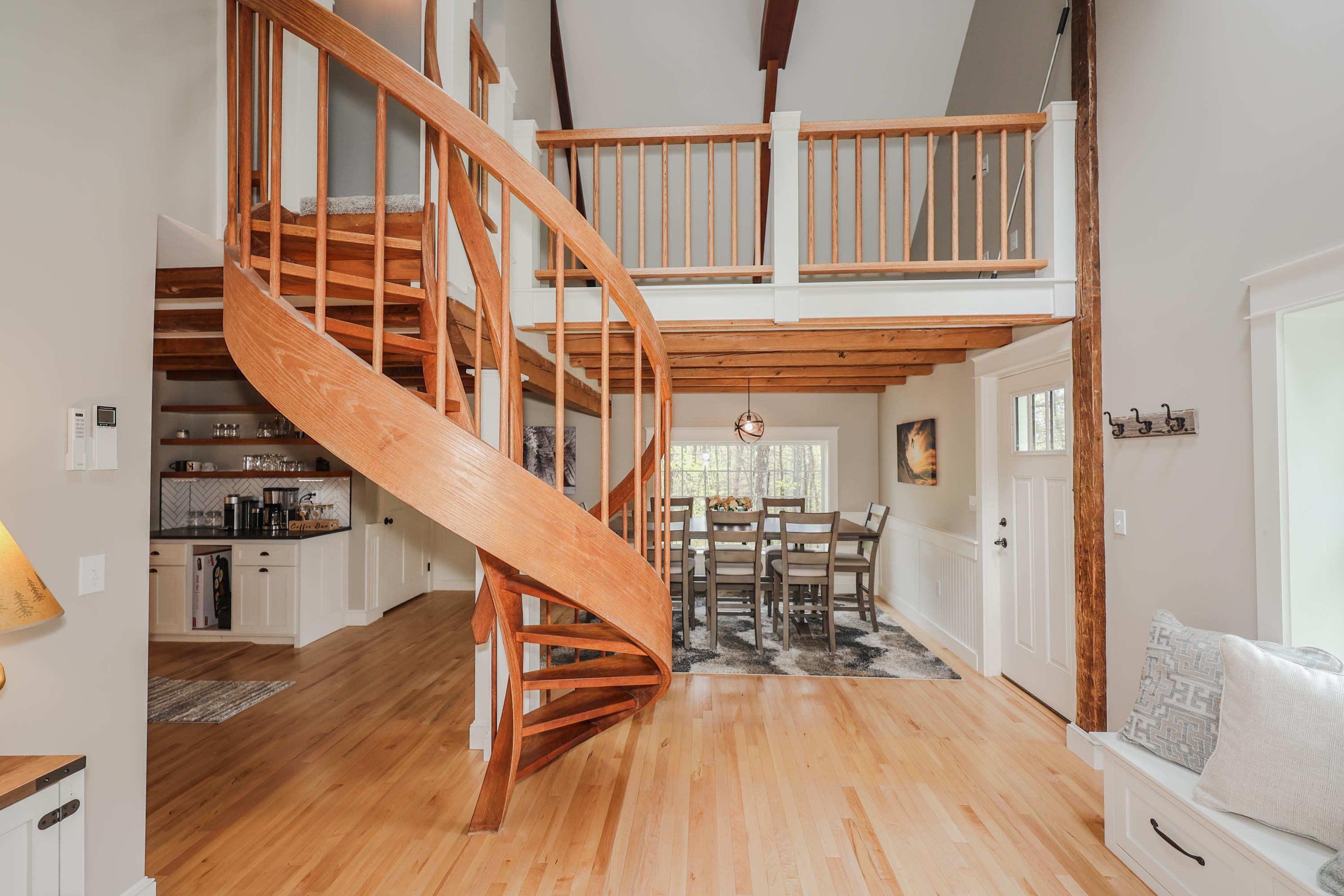 226 Patch Road Henniker, NH 03242 - Photo 5 of 35 Gallery Image 5