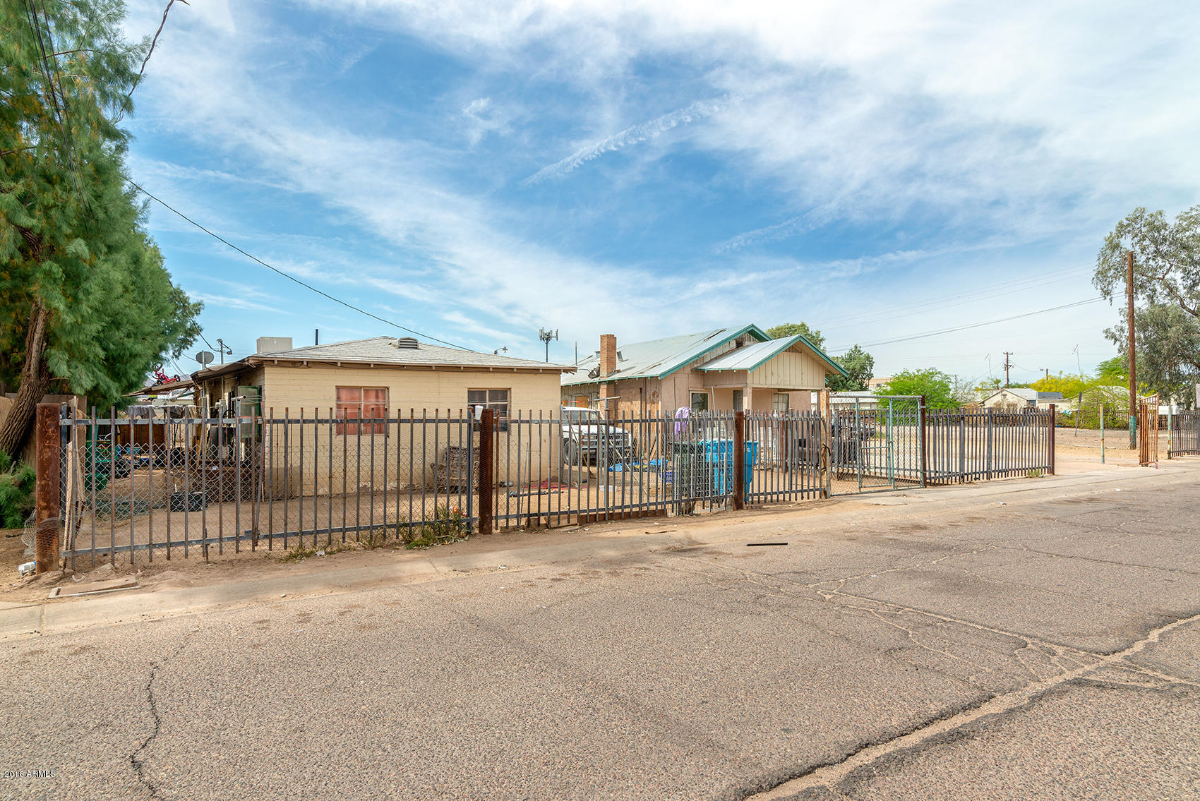 49 East Riverside Street Phoenix, AZ 85040 - Photo 2 of 40 DSC_9054