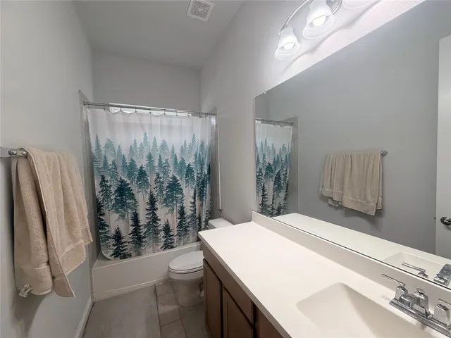 $3,500 | 6610 Lake Oasis Drive, Katy, TX 77493