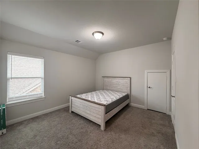 $3,500 | 6610 Lake Oasis Drive, Katy, TX 77493