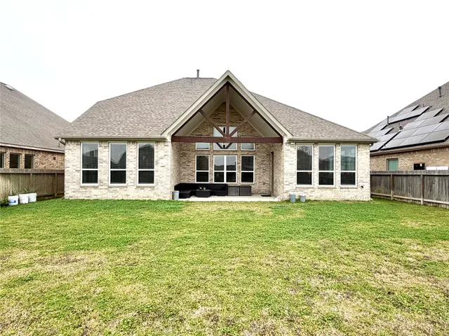 $3,500 | 6610 Lake Oasis Drive, Katy, TX 77493