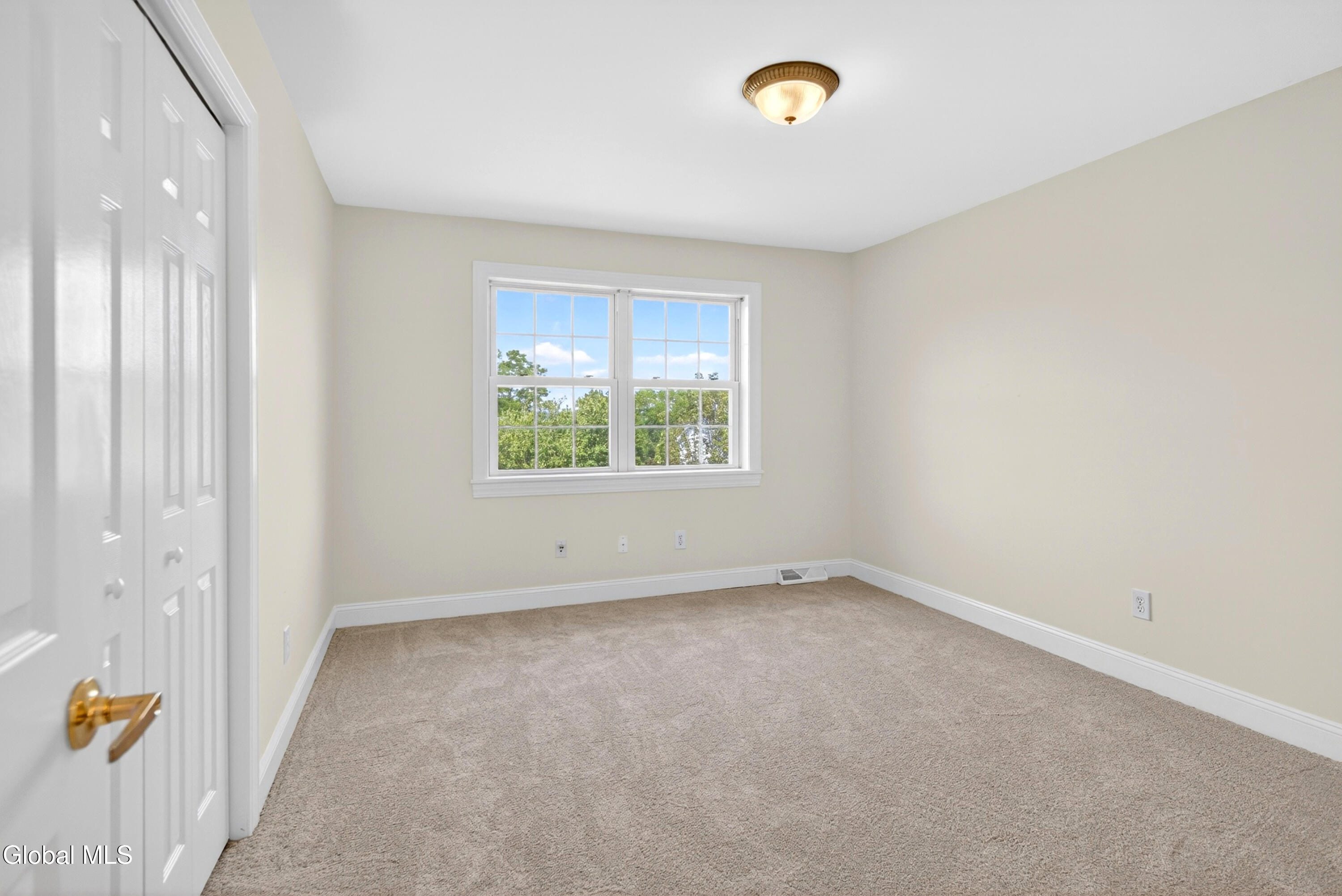 43 Dyke Road Colonie, NY 12110 - Photo 28 of 45 38-print-037_DSC02371