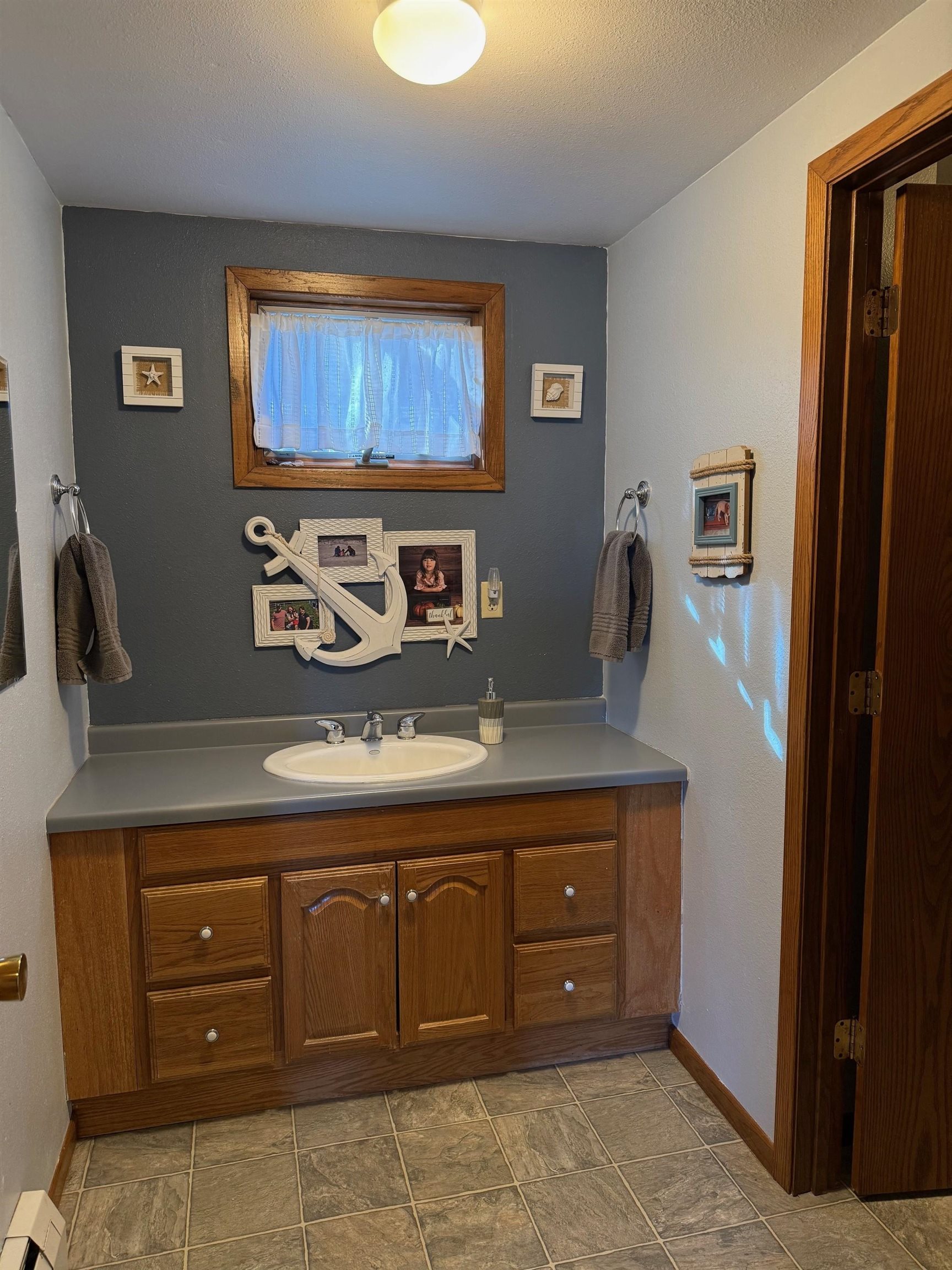 1635 Cliff Avenue Duluth, MN 55811 - Photo 14 of 31