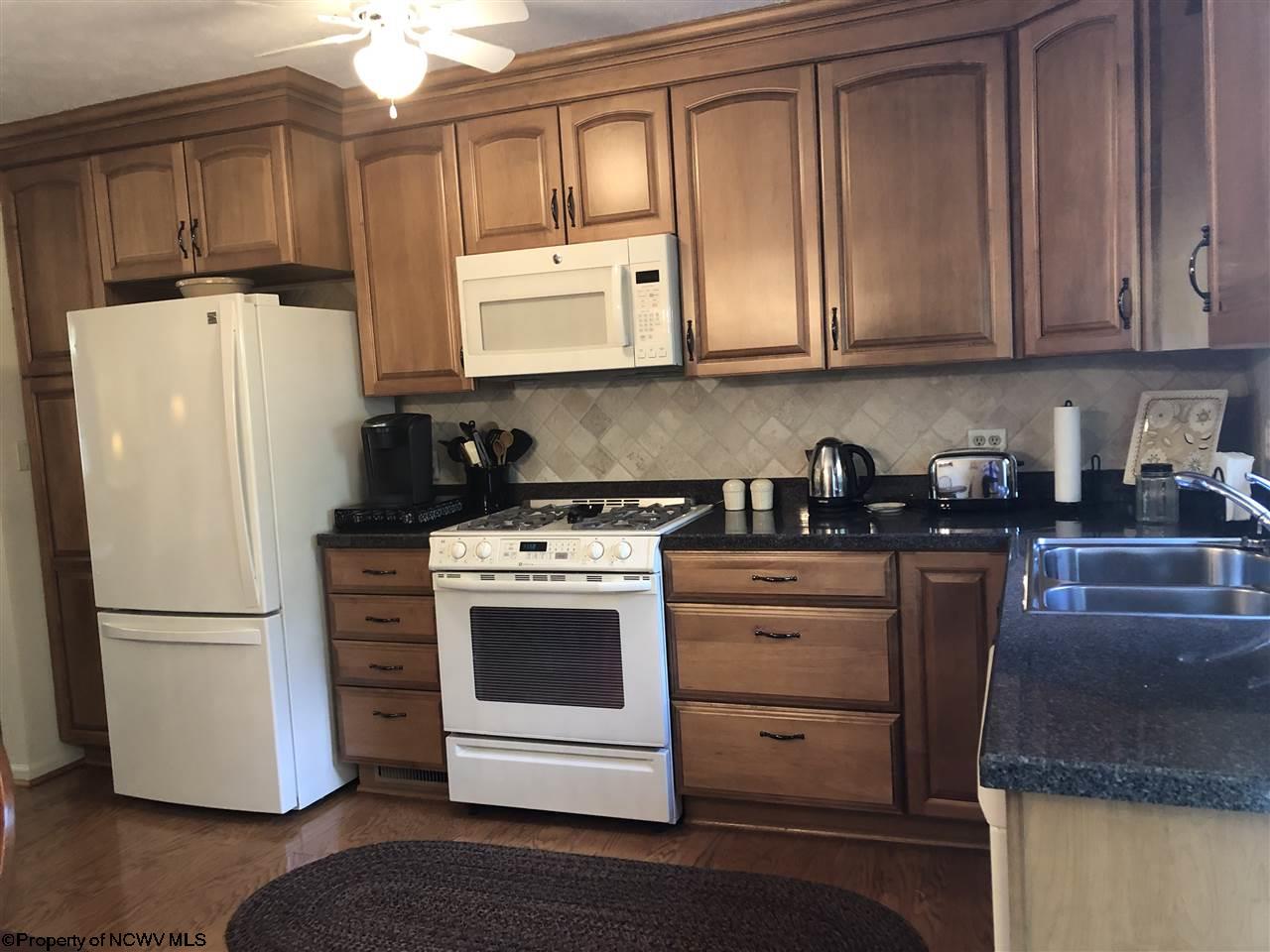 1361 Overhill Road Fairmont, WV 26554 - Photo 4 of 20 Gallery Image 4