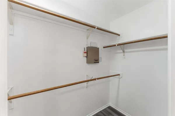 $2,400 | 11015 Shumard Oak Court, Houston, TX 77065