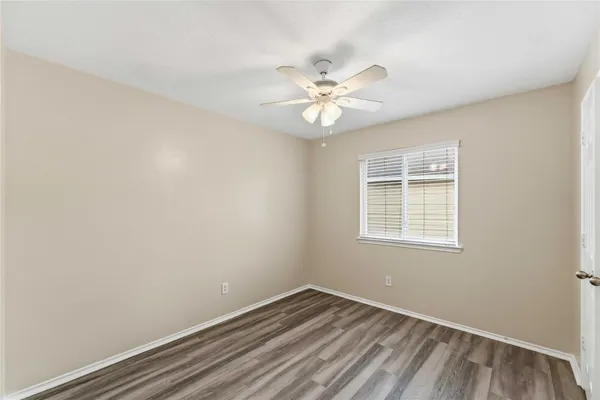 $2,400 | 11015 Shumard Oak Court, Houston, TX 77065