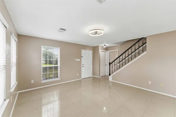 $2,400 | 11015 Shumard Oak Court, Houston, TX 77065