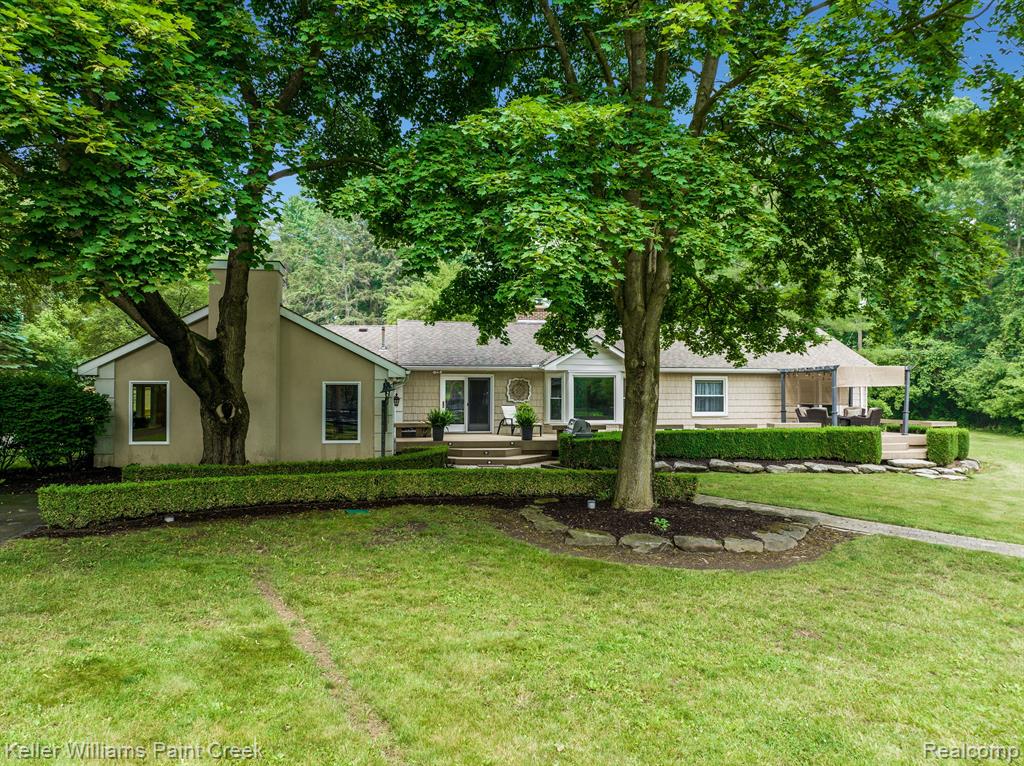 4165 Sheldon Road Rochester, MI 48306 - Photo 38 of 74