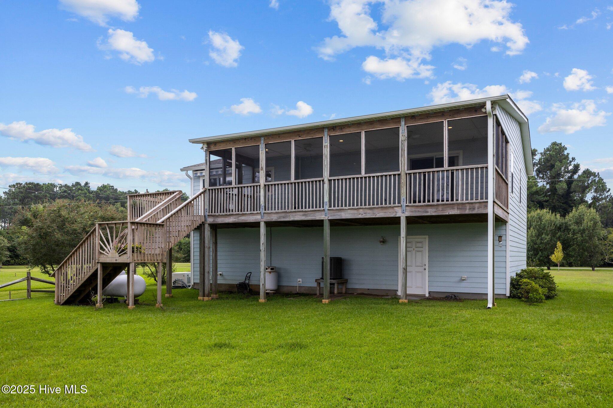 255 Sleepy Point Road Gloucester, NC 28528 - Photo 36 of 46 37-web-or-mls-1S3A2343