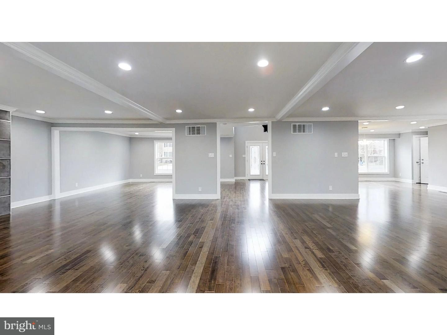6 Holden Road Cherry Hill, NJ 08034 - Photo 8 of 25 Family Room