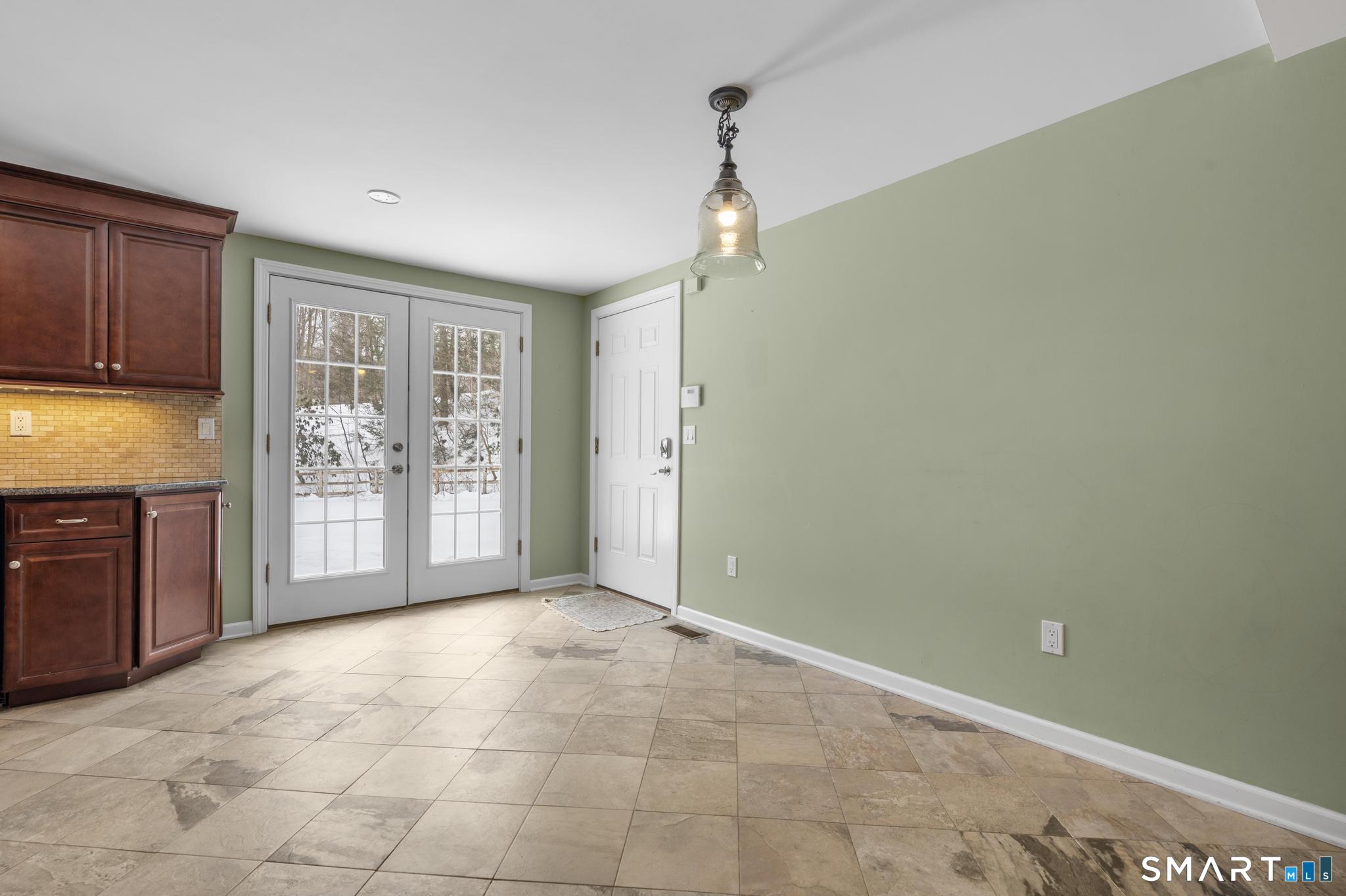 151 Great Hill Road Seymour, CT 06478 - Photo 11 of 28