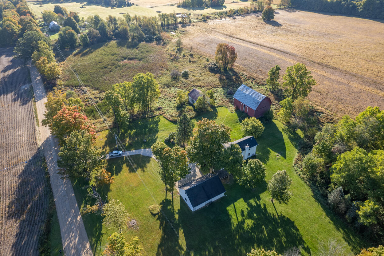 8875 West Jerseyville Road Blanchard, MI 49310 - Photo 4 of 36 DJI_0018