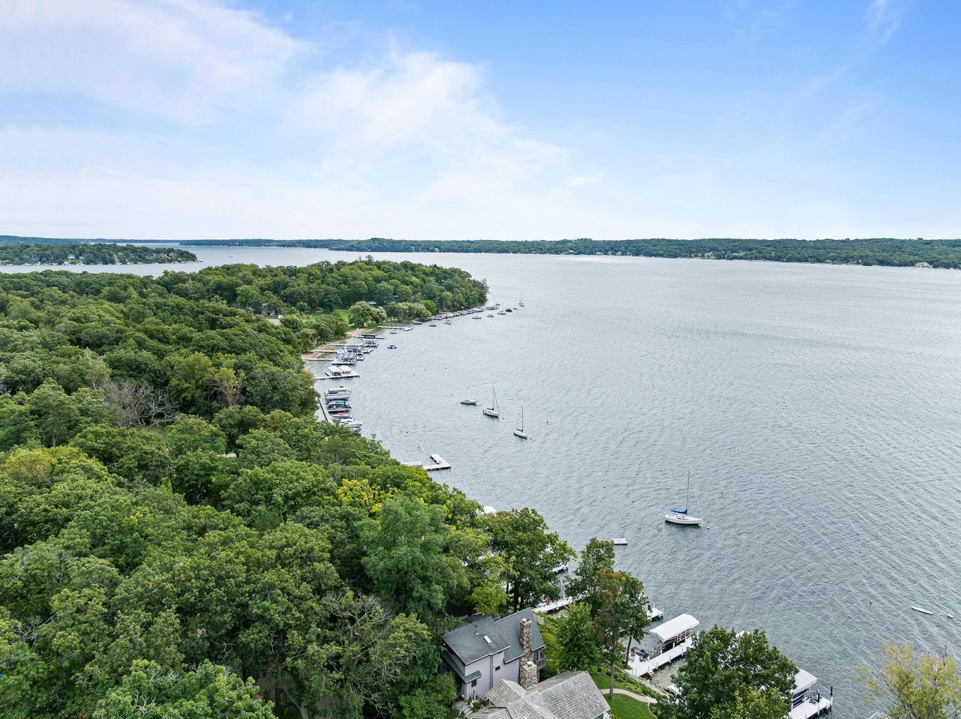 4 Dartmouth Road Williams Bay, WI 53191 - Photo 6 of 51 Home & Lake From Above