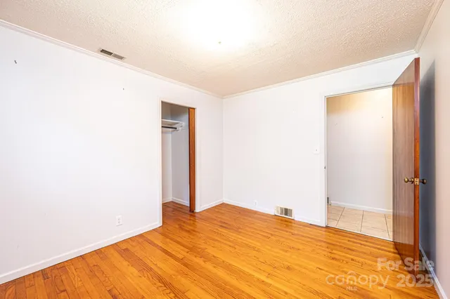 a view of empty room