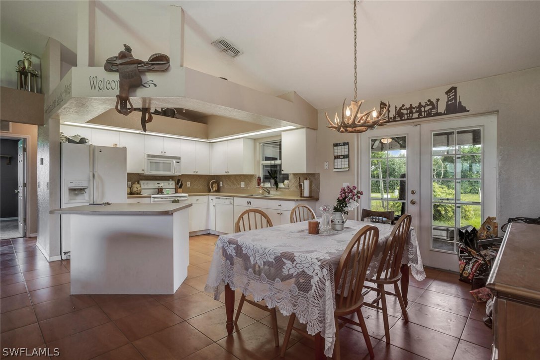 6581 Staley Farms Road Fort Myers, FL 33905 - Photo 8 of 20 Gallery Image 8