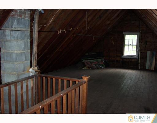 921 King Georges Post Road Edison, NJ 08837 - Photo 7 of 8 a view of balcony with furniture