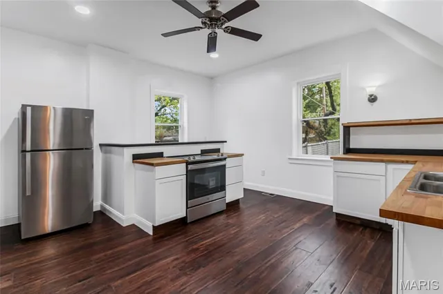 $230,000 | 5200 Dewey Avenue, St. Louis, MO 63116