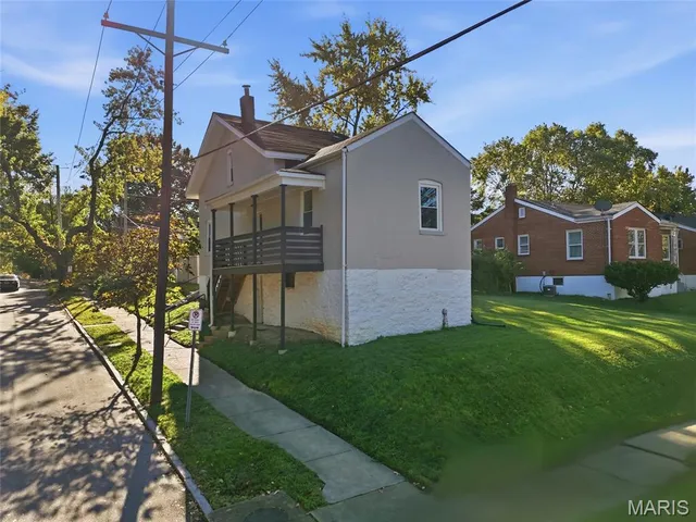 $230,000 | 5200 Dewey Avenue, St. Louis, MO 63116