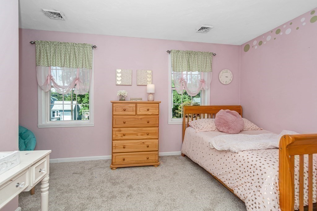 34 Springvale Road Reading, MA 01867 - Photo 20 of 35 Gallery Image 20