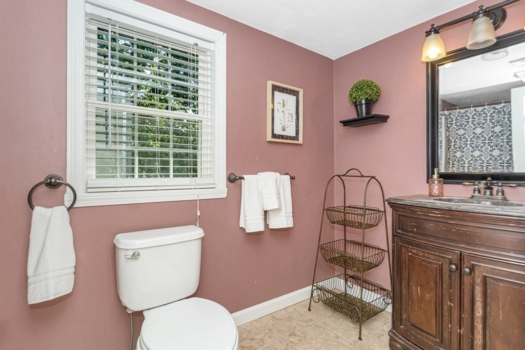 34 Springvale Road Reading, MA 01867 - Photo 24 of 35 Gallery Image 24