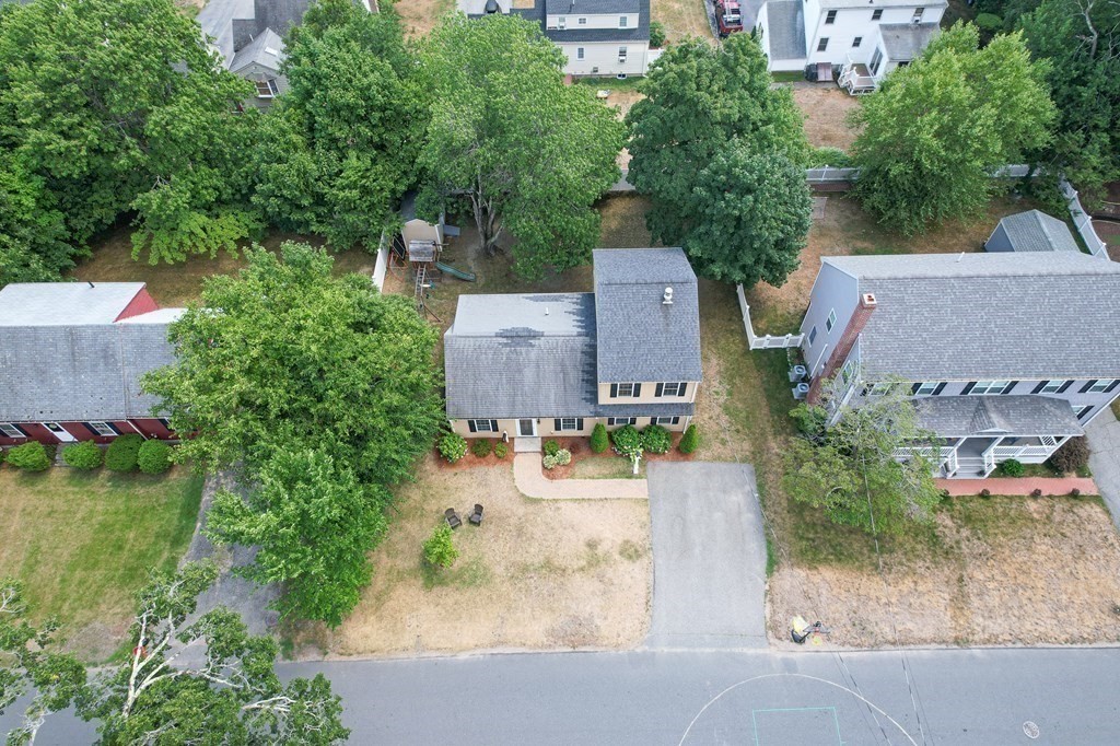 34 Springvale Road Reading, MA 01867 - Photo 29 of 35 Gallery Image 29