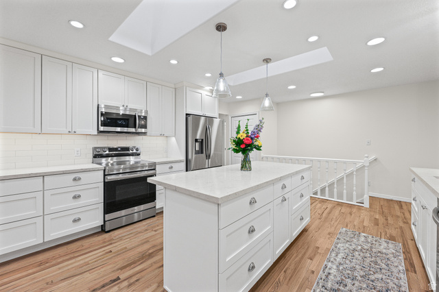 1649 Success Lane Sandy, UT 84092 - Photo 7 of 36 New Kitchen