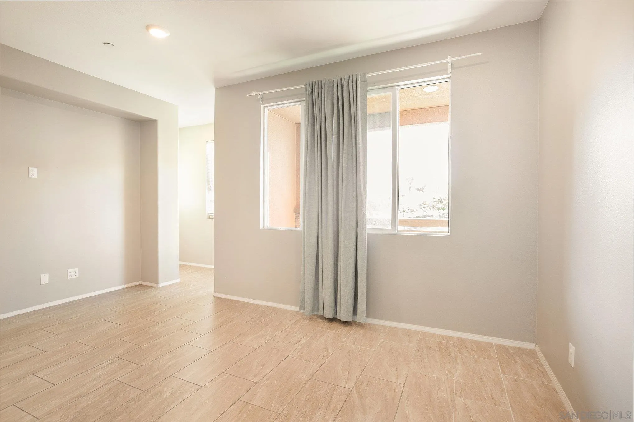 2840 Athens Road, Unit 10 Chula Vista, CA 91915 - Photo 6 of 56 an empty room with windows and closet
