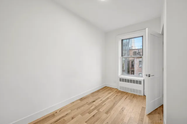 $685,000 | 145 West 80th Street, Unit 4R | Upper West Side
