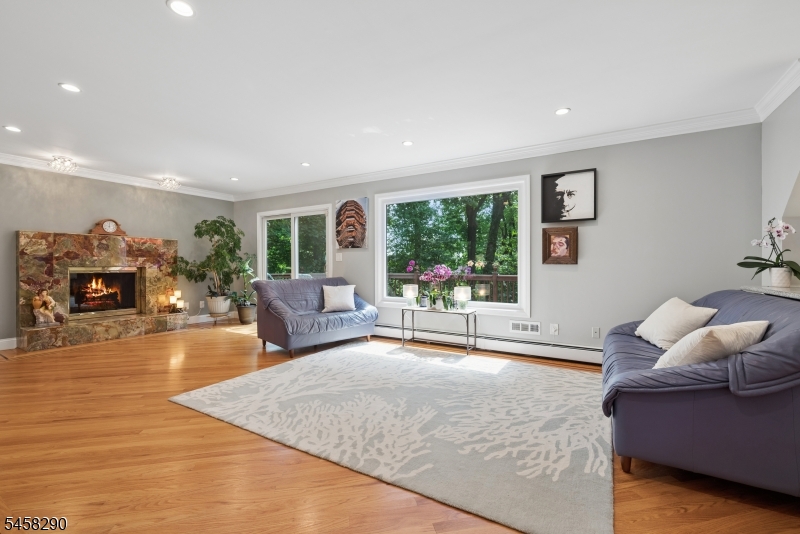 436 Ridge Road Watchung, NJ 07069 - Photo 7 of 38 Gallery Image 7