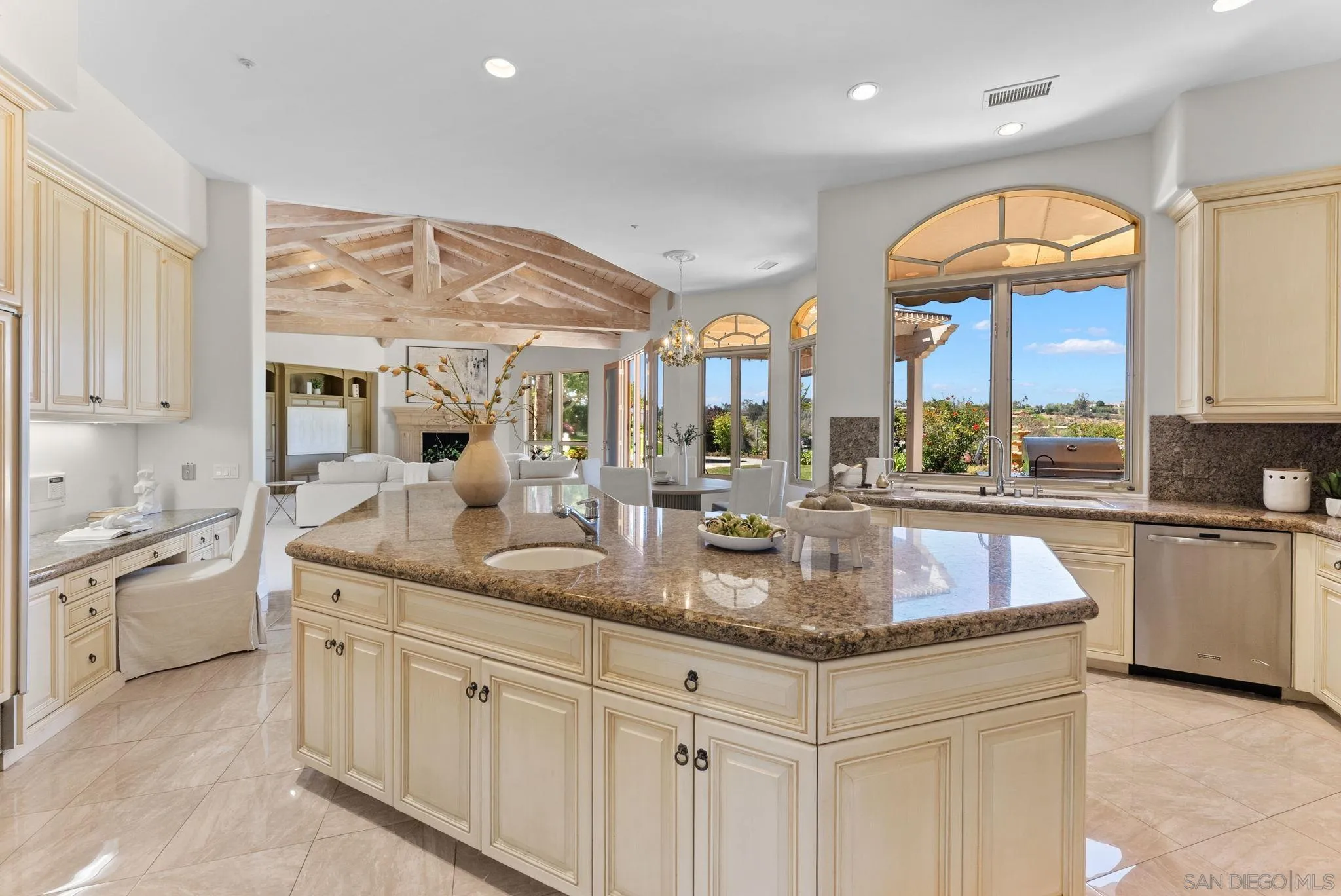 7896 St Andrews Road Rancho Santa Fe, CA 92067 - Photo 9 of 17 Kitchen