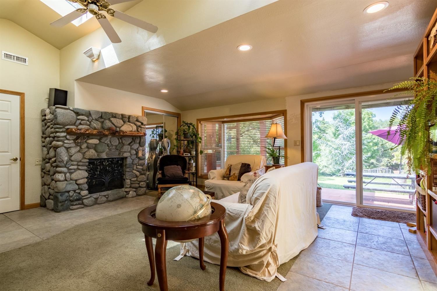 644 Holton Road Talent, OR 97540 - Photo 28 of 35 Additional Photo