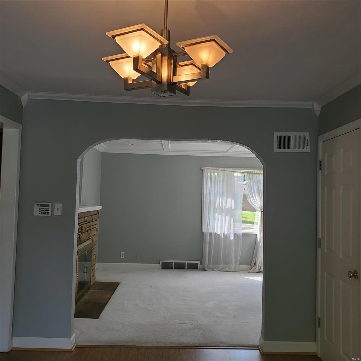 938 Schulte Road St. Louis, MO 63146 - Photo 9 of 46 Gallery Image 9