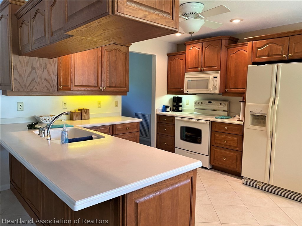 3517 Par Road Sebring, FL 33872 - Photo 8 of 32 Gallery Image 8