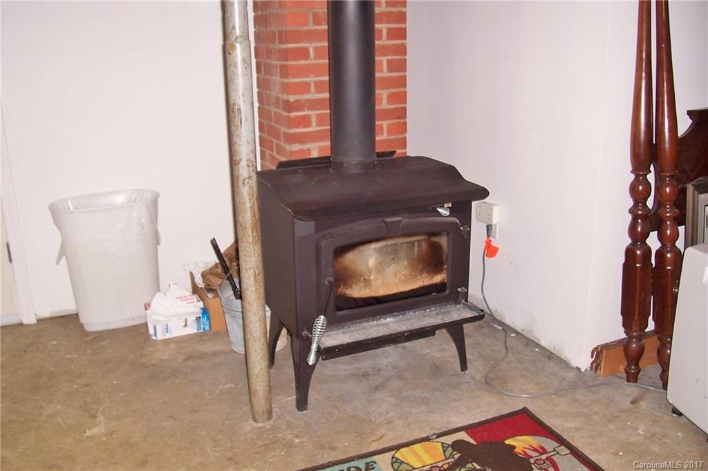 729 Mundy Field Road Canton, NC 28716 - Photo 22 of 23