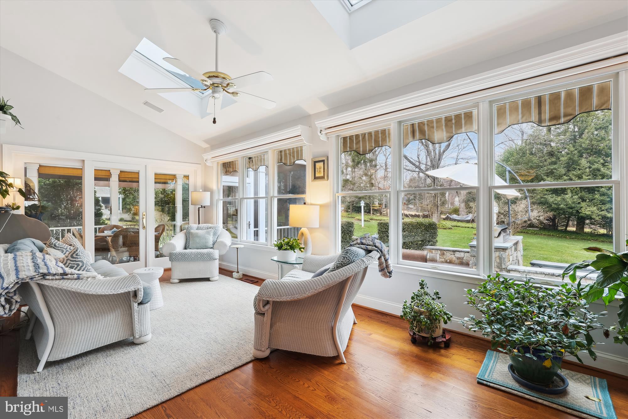 10904 Hunter Gate Way Reston, VA 20194 - Photo 12 of 90