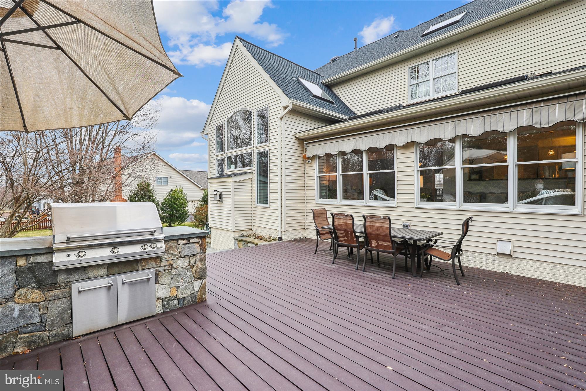 10904 Hunter Gate Way Reston, VA 20194 - Photo 70 of 90 a view of a house with sitting area