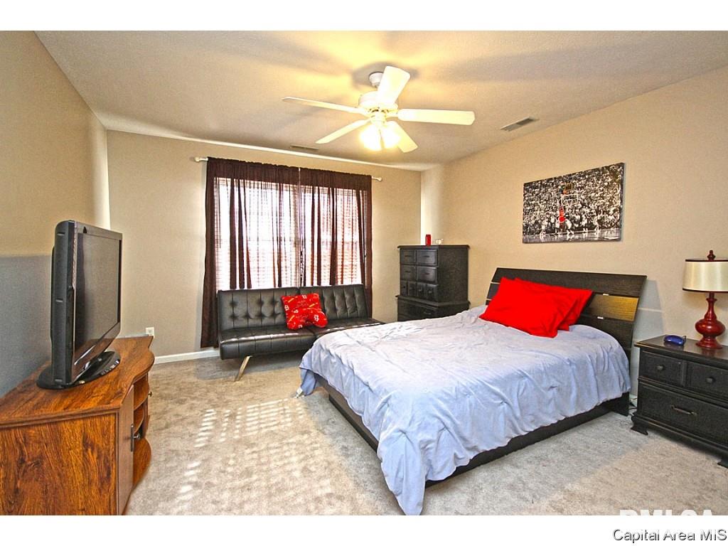 2717 Tartan Way Springfield, IL 62711 - Photo 22 of 36