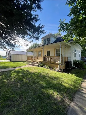 608 West Hampshire Street, King City, MO 64463
