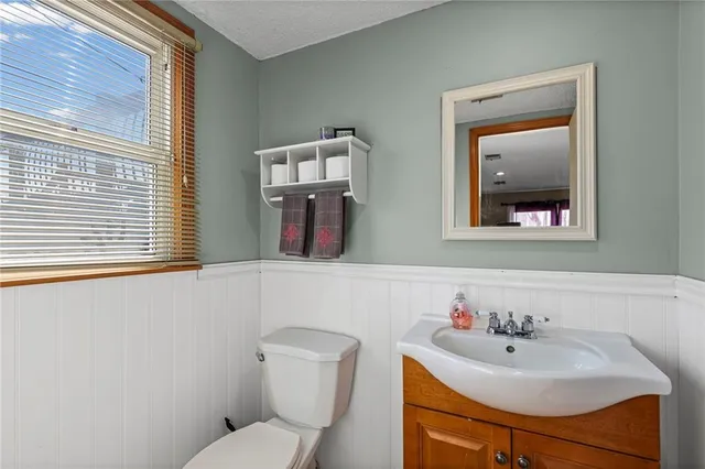 $350,000 | 20921 West 52nd Terrace, Shawnee, KS 66218