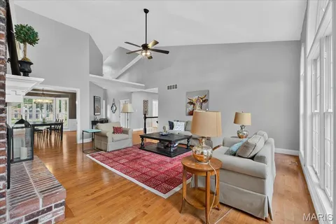 $889,000 | 17715 Drummer Lane, Wildwood, MO 63005