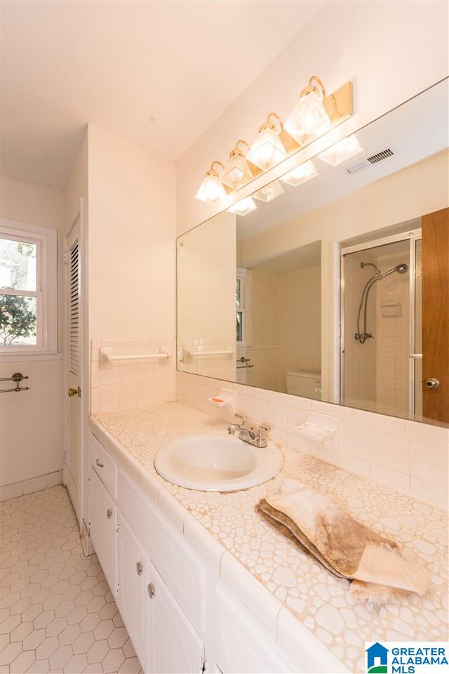 3204 Teakwood Road Birmingham, AL 35226 - Photo 41 of 49