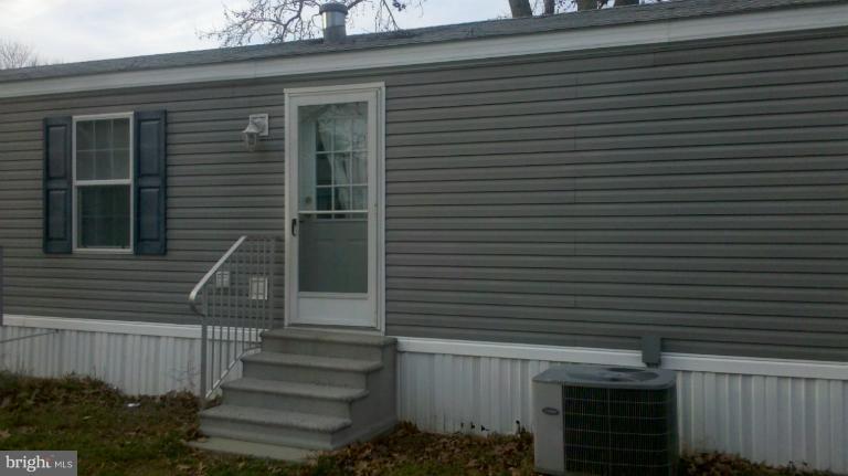 20554 Treetop Road Lexington Park, MD 20653 - Photo 12 of 18 Exterior (General)
