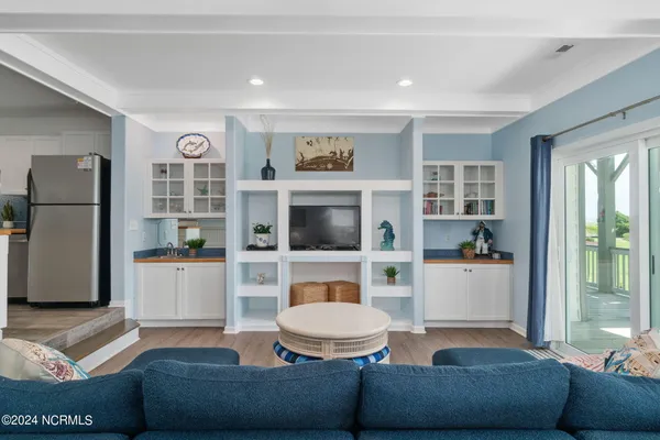 $610,000 | 2905 Pointe W Drive, Unit B1 PIER POINTE, Emerald Isle, NC 28594