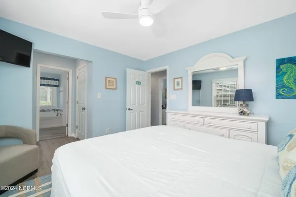 $610,000 | 2905 Pointe W Drive, Unit B1 PIER POINTE, Emerald Isle, NC 28594