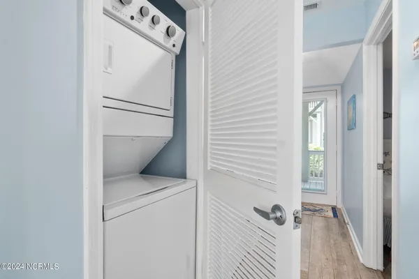 $610,000 | 2905 Pointe W Drive, Unit B1 PIER POINTE, Emerald Isle, NC 28594